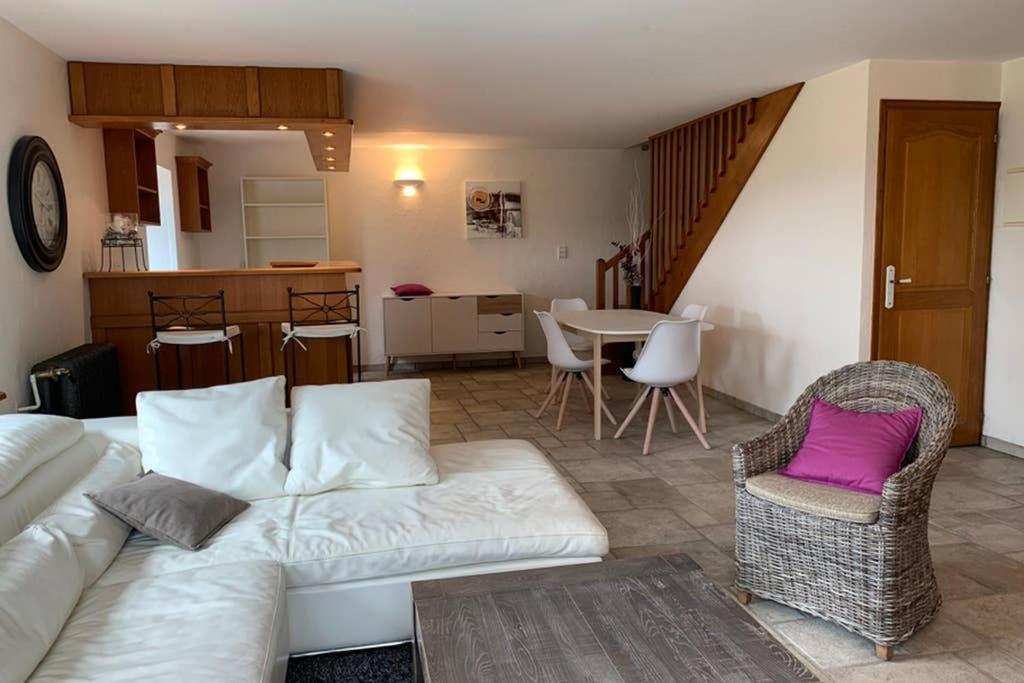 Domaine Des Pierres D Auvergne Flat エクステリア 写真