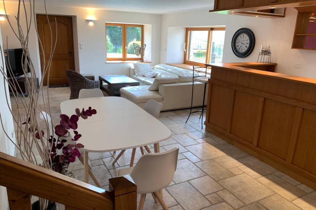 Domaine Des Pierres D Auvergne Flat エクステリア 写真